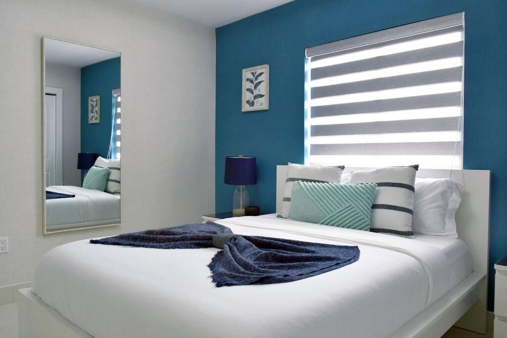 Сasa de vacaciones Luxurious With Bbq, Hot Tub, Heated Pool & Wifi - L36 Miami