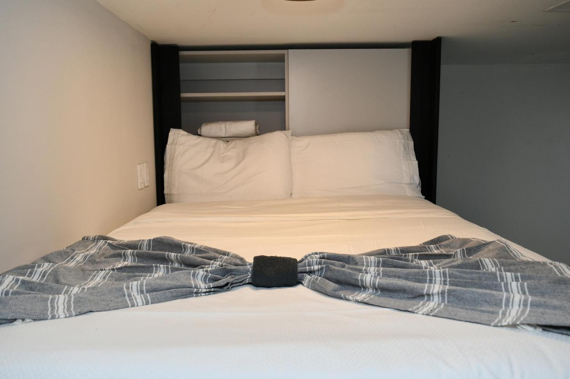 Ferienhaus Luxurious With Bbq, Hot Tub, Heated Pool & Wifi - L36 Miami